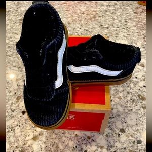 VANS ward slip on toddler size 8